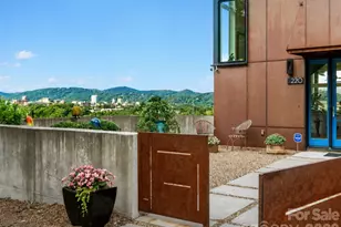 220 Riverview Dr, Asheville, NC 28806 - Photo 16