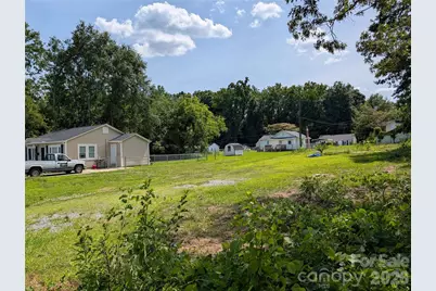 108 S Cherry Street, Cherryville, NC 28021 - Photo 2