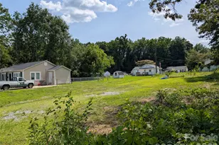 108 S Cherry St, Cherryville, NC 28021 - Photo 2