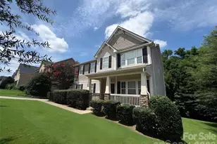 423 Fischer Rd, Fort Mill, SC 29715 - Photo 4