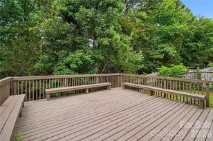 2823 Forest Grove Ct, Charlotte, NC 28269 - Photo 14