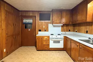 5945 Flowes Store Rd, Concord, NC 28025 - Photo 6