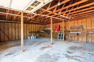 2330 40th Ave Ct NE, Hickory, NC 28601 - Photo 28