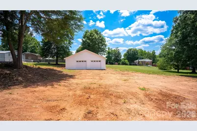 2330 40th Avenue Court NE, Hickory, NC 28601 - Photo 26