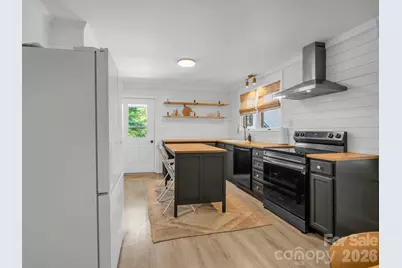 363 Etowah School Road, Hendersonville, NC 28739 - Photo 14