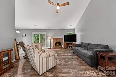 8410 Gidleigh Court, Charlotte, NC 28216 - Photo 8