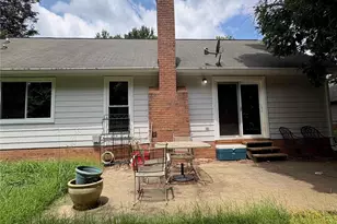 8410 Gidleigh Ct, Charlotte, NC 28216 - Photo 32