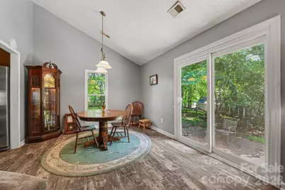 8410 Gidleigh Court, Charlotte, NC 28216 - Photo 14