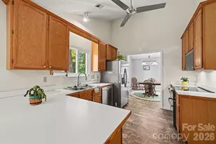 8410 Gidleigh Ct, Charlotte, NC 28216 - Photo 20