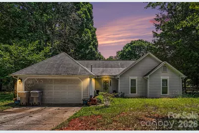 8410 Gidleigh Court, Charlotte, NC 28216 - Photo 1