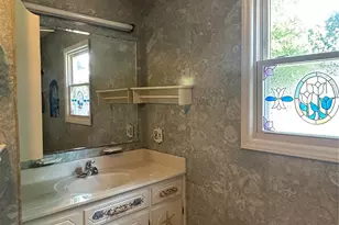 402 E 24th St, Kannapolis, NC 28083 - Photo 12