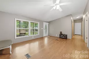 365 Sunflower Rd, Statesville, NC 28625 - Photo 6
