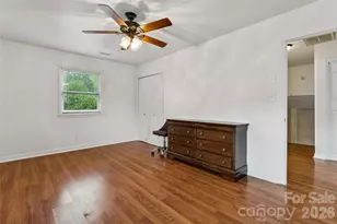 1131 Mt Kisco Dr, Charlotte, NC 28213 - Photo 14