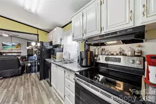 2143 Templeton Rd, Clover, SC 29710 - Photo 12