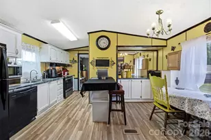 2143 Templeton Rd, Clover, SC 29710 - Photo 10