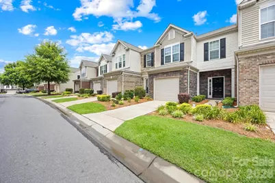 2459 Diplomat Lane, Charlotte, NC 28210 - Photo 2