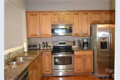 9032 Bishop Crest Lane, Charlotte, NC 28277 - Photo 4