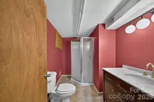 1822 W Sugar Creek Rd, Charlotte, NC 28262 - Photo 28