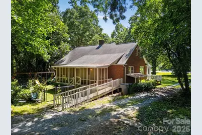 1822 W Sugar Creek Road, Charlotte, NC 28262 - Photo 32