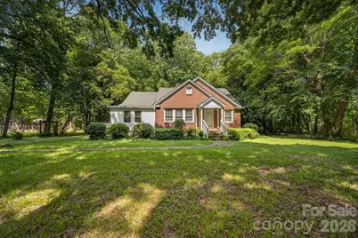 1822 W Sugar Creek Road, Charlotte, NC 28262 - Photo 8