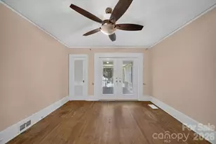 1822 W Sugar Creek Rd, Charlotte, NC 28262 - Photo 20