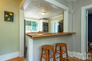 22 Weaver St, Asheville, NC 28801 - Photo 14