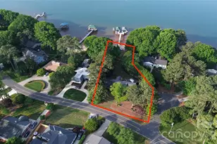 704 Isle of Pines Rd, Mooresville, NC 28117 - Photo 2