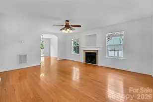 11 Ridgeland Ln, Asheville, NC 28805 - Photo 4
