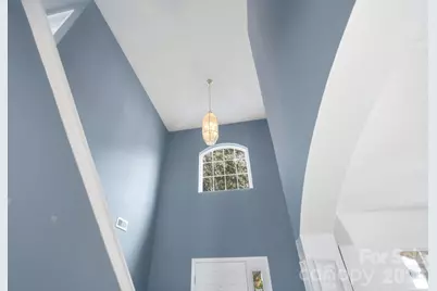 9534 Bradstreet Commons Way, Charlotte, NC 28215 - Photo 8