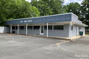 1007 W Main St, Albemarle, NC 28001 - Photo 1