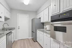 4736 Hedgemore Dr, Charlotte, NC 28209 - Photo 14