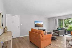 4736 Hedgemore Dr, Charlotte, NC 28209 - Photo 2