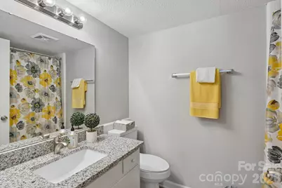 4736 Hedgemore Drive, Charlotte, NC 28209 - Photo 20