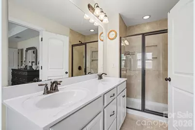 5606 Stonewells Drive, Charlotte, NC 28278 - Photo 20