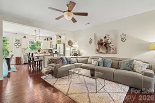 5606 Stonewells Dr, Charlotte, NC 28278 - Photo 6