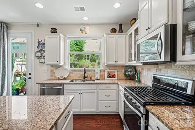 5606 Stonewells Drive, Charlotte, NC 28278 - Photo 10