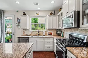 5606 Stonewells Dr, Charlotte, NC 28278 - Photo 10