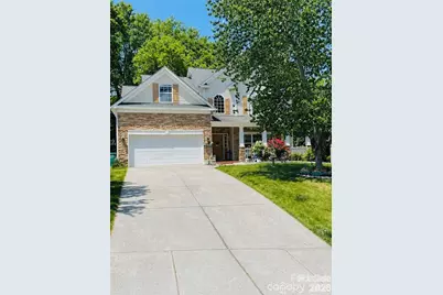 1518 Squirrel Lake Court, Matthews, NC 28105 - Photo 2