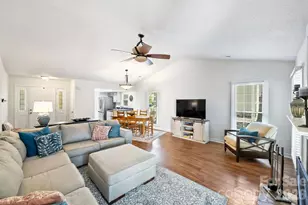 11114 Sevilla Ct, Charlotte, NC 28226 - Photo 4