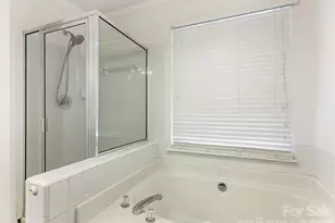 2940 Hosta Dr, Charlotte, NC 28269 - Photo 14