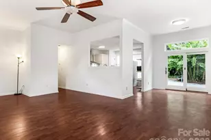 2940 Hosta Dr, Charlotte, NC 28269 - Photo 10