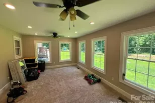 903 N 8th St, Bessemer City, NC 28016 - Photo 10
