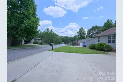 101 Tail Feather Lane, Candler, NC 28715 - Photo 2