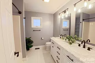 101 Tail Feather Ln, Candler, NC 28715 - Photo 8