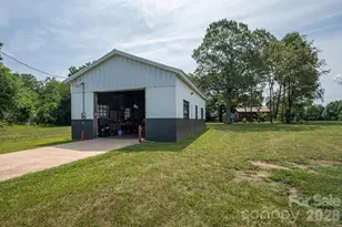 1403 Wehunt Store Rd, Cherryville, NC 28021 - Photo 34