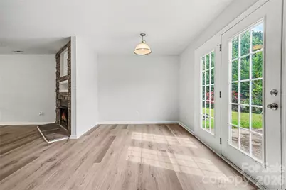 5626 Graypark Drive, Charlotte, NC 28269 - Photo 16