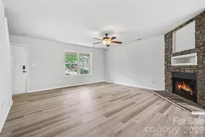 5626 Graypark Drive, Charlotte, NC 28269 - Photo 8
