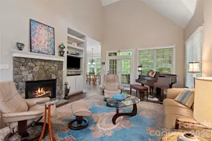 626 Wickhams Fancy Dr, Candler, NC 28715 - Photo 16