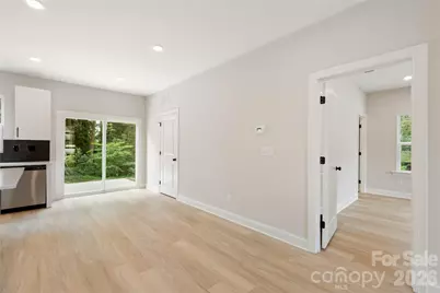 315 W Chestnut Street, Stanley, NC 28164 - Photo 10