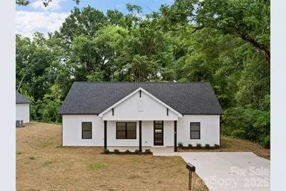 315 W Chestnut Street, Stanley, NC 28164 - Photo 1